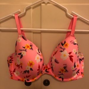 Pink/Victoria secret bra
